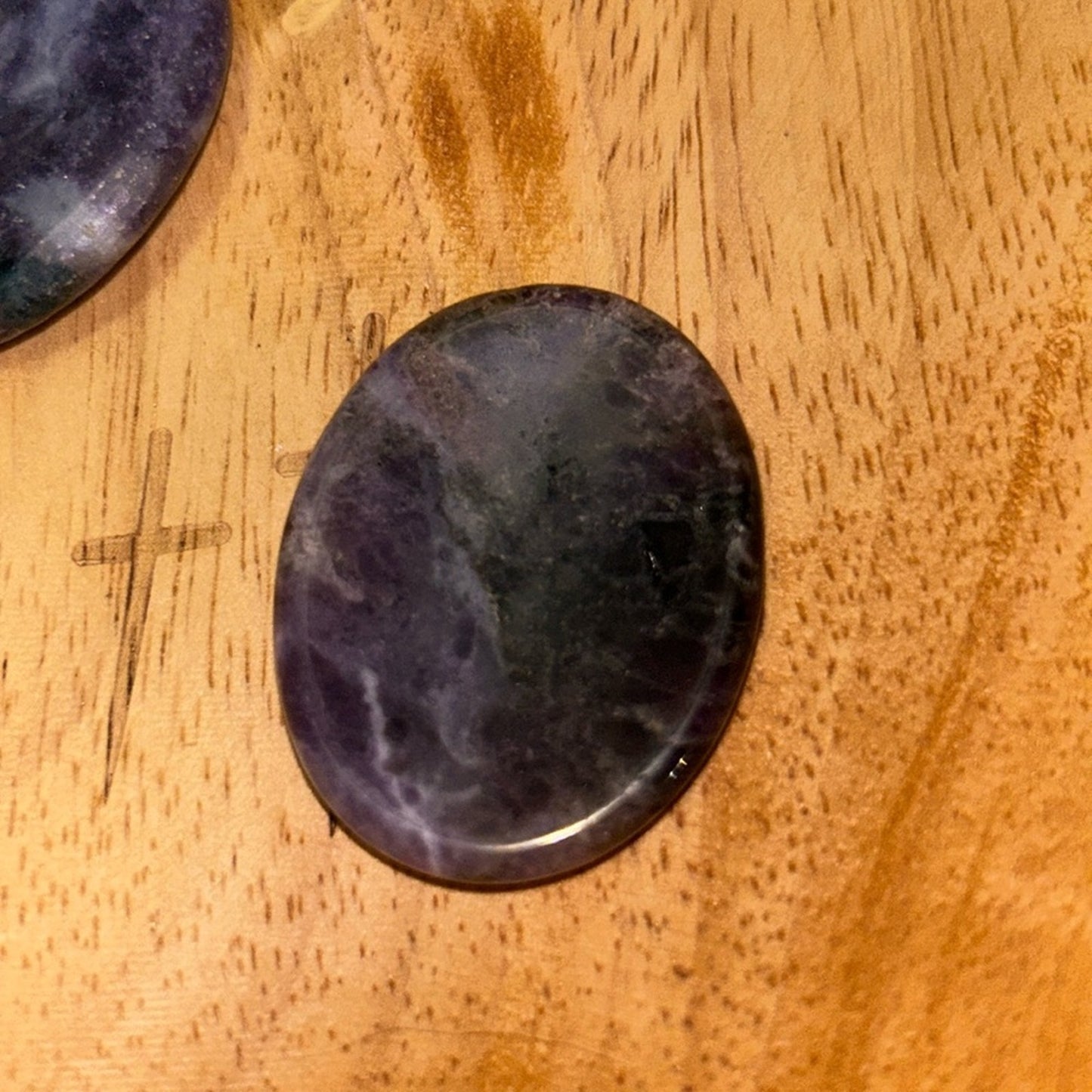 Chevron Dream Amethyst Worry stone set - DRAMYWRYSET-001