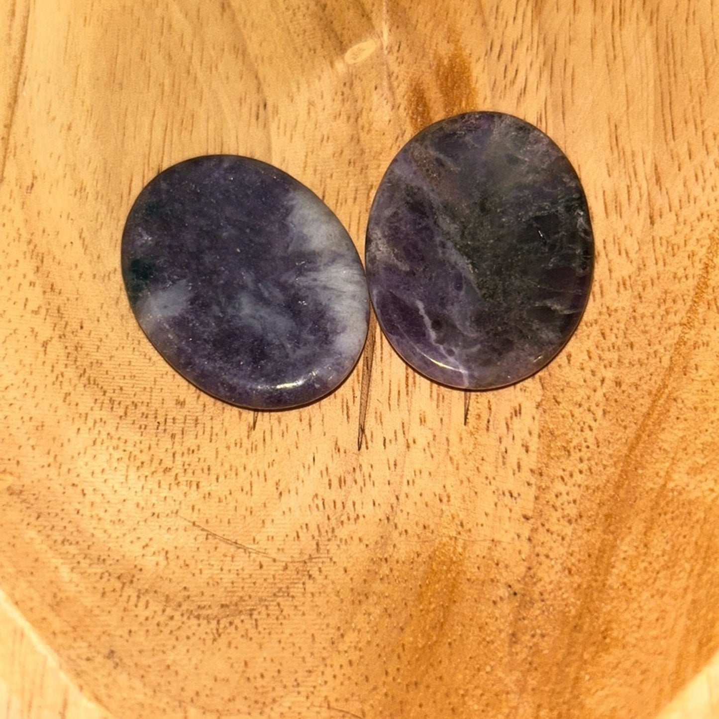 Chevron Dream Amethyst Worry stone set - DRAMYWRYSET-001
