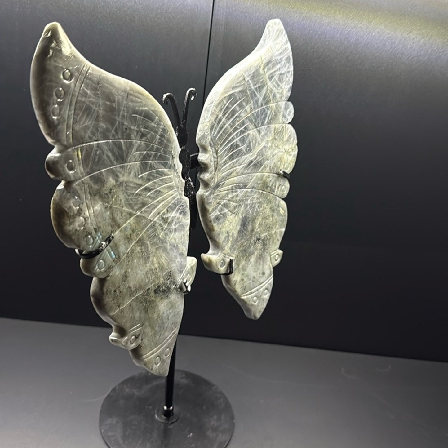 Labradorite with purple flash Butterfly with stand 🦋FREE SHIPPING 🌹🌹